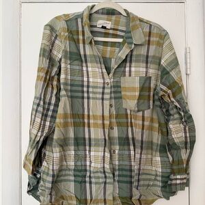 Universal Thread Green Plaid Button Down Shirt